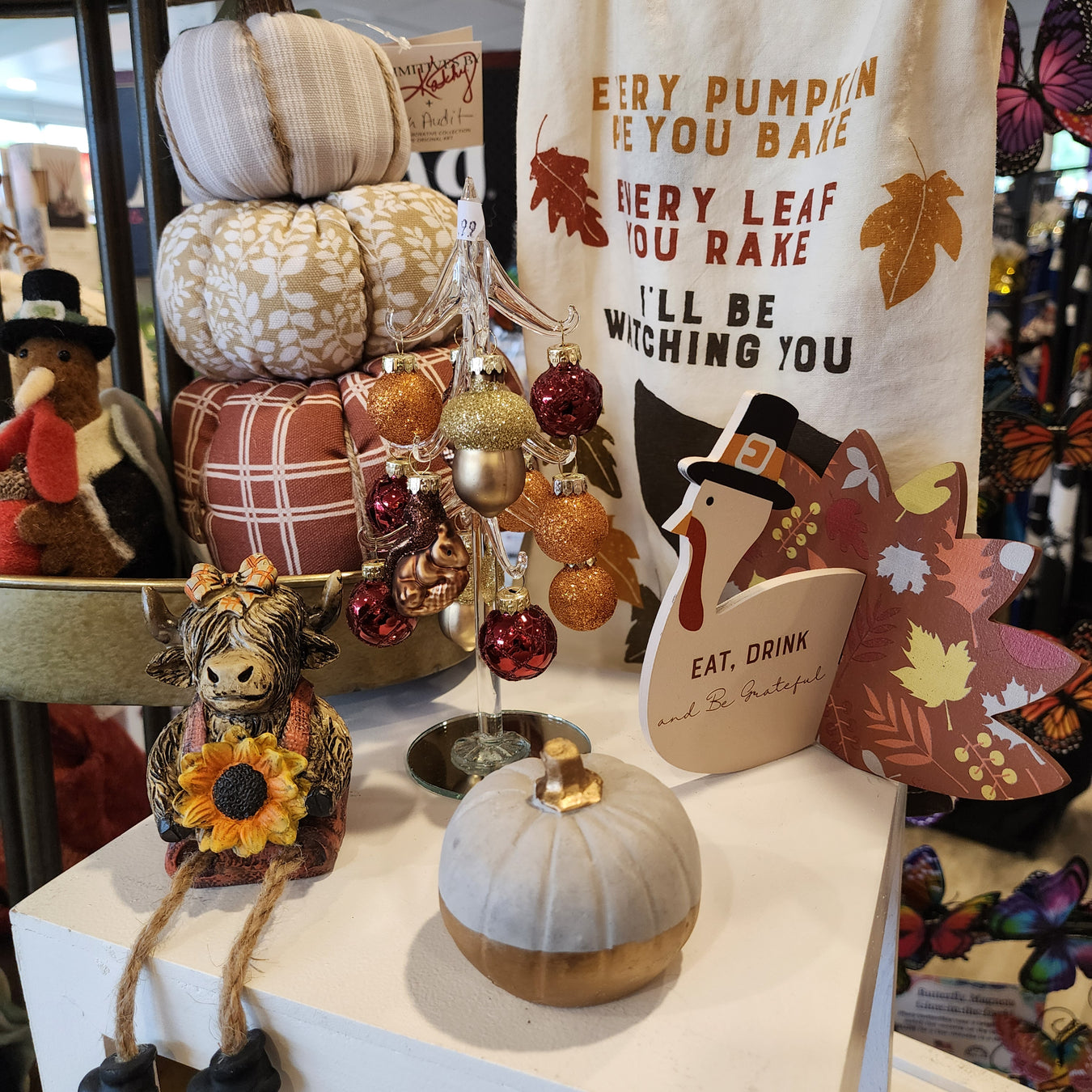 Autumn & Halloween Decor