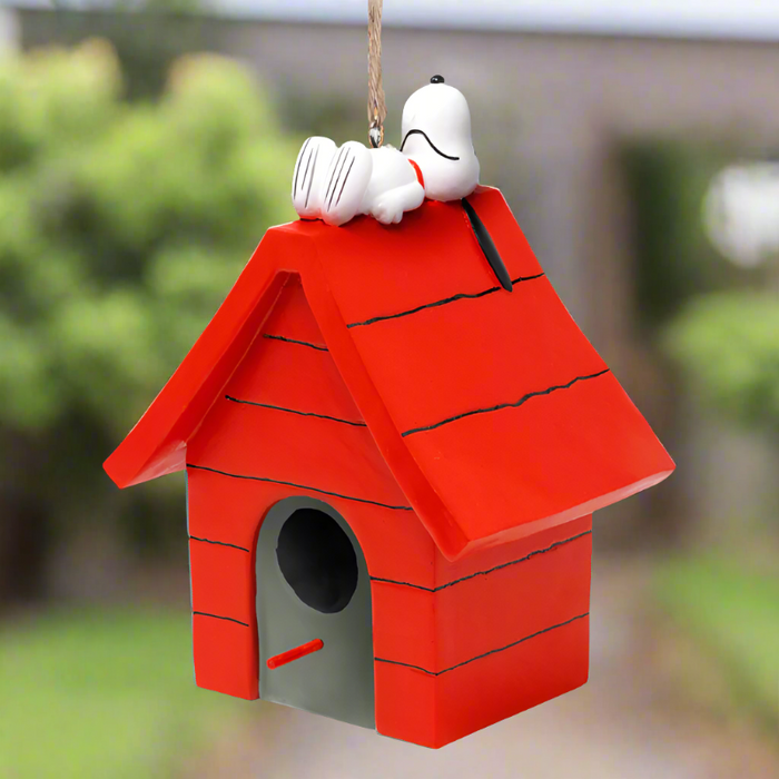 Snoopy's Doghouse Birdhouse