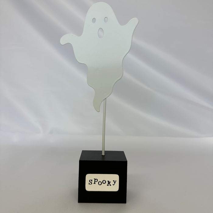 Spooky Ghost Stake Stand