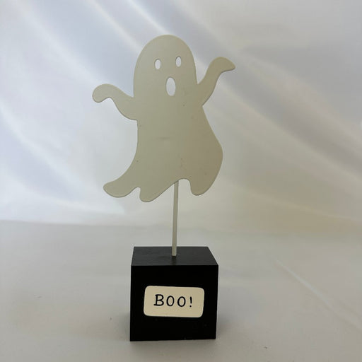 Boo! Ghost Stake Stand