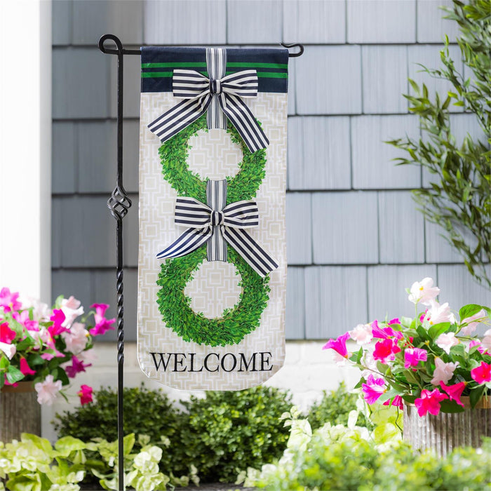 Boxwood Wreaths Long XL Garden Flag