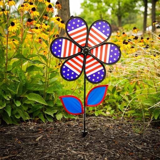 12" Patriotic Flower w/ Leaves Spinner