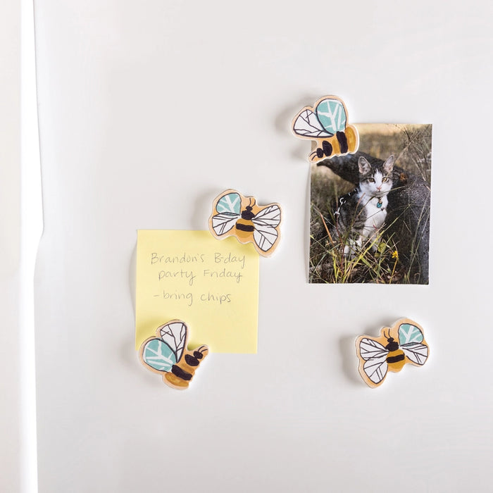 Small Bees Magnet Set