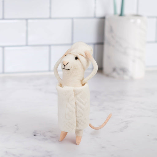 Bath Time Mouse Critter