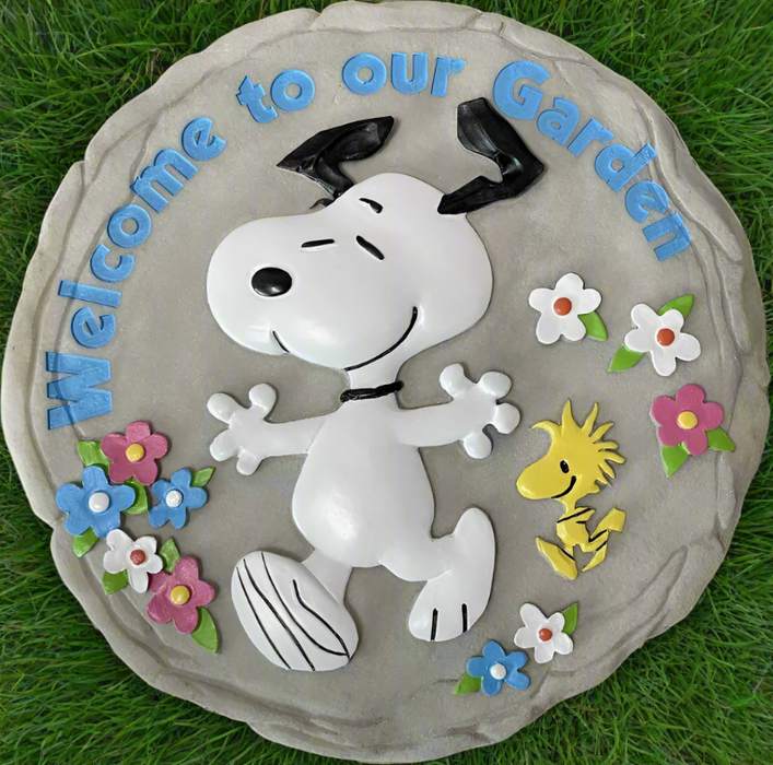 Snoopy Welcome to our Garden Stepping Stone