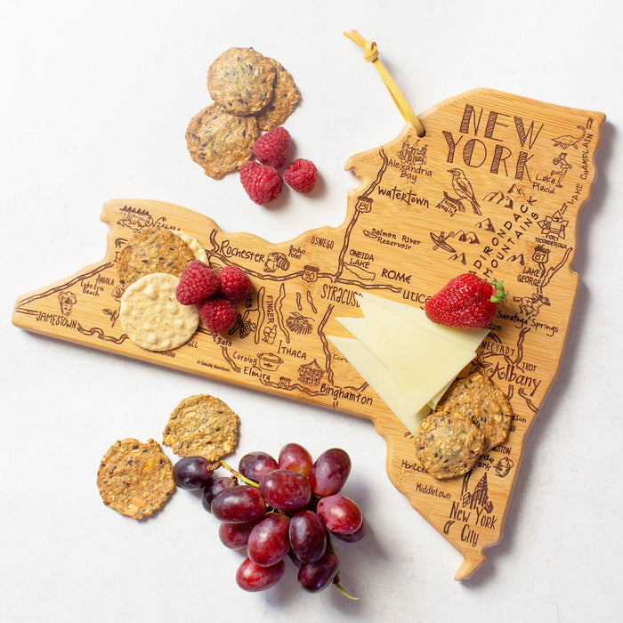 New York Wooden Cutting Board with Engraved Artwork