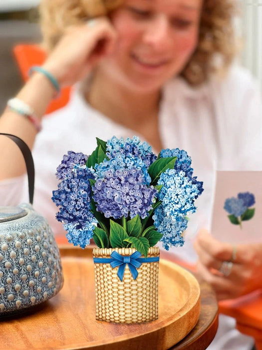 Mini Nantucket Hydrangeas Pop-Up Bouquet w/ Note Card