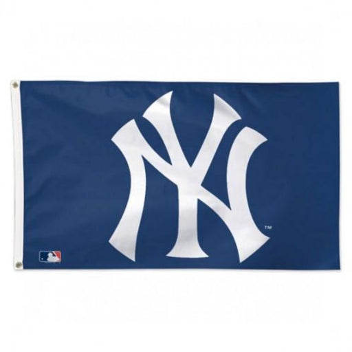 blue flag with the white yankees logo