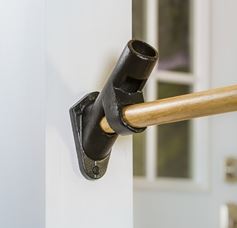 1" Dual Angle Black Cast Iron Bracket