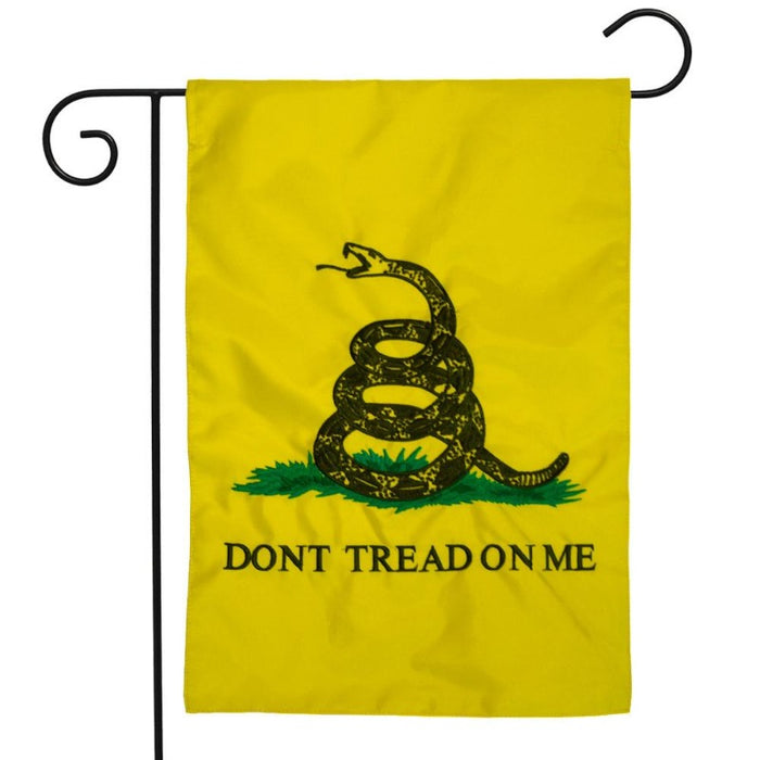 yellow background flag with snake in the center and the words "don't tread on me"
